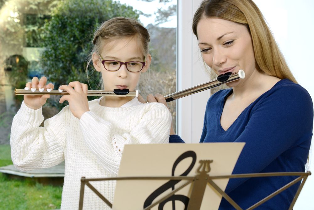 نغمه‌های شفا: چگونه سازهای بادی به کودکان با اختلالات یادگیری کمک می‌کنند